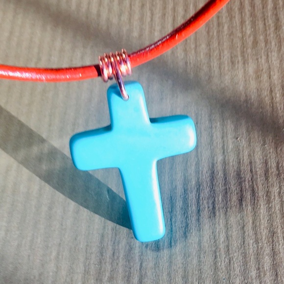 16” Turquoise Howlite Cross Leather  Necklace - Picture 6 of 6